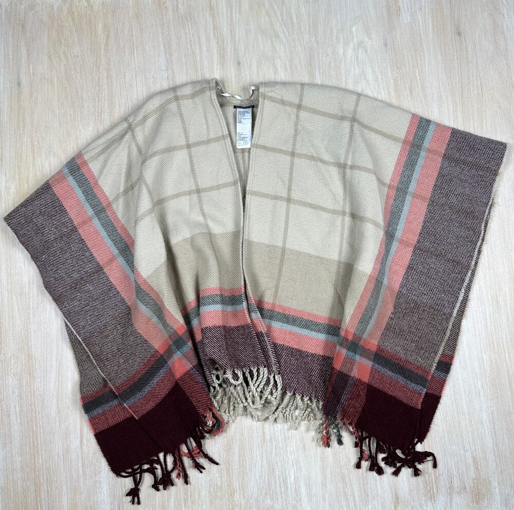 Abercrombie & Fitch Beige Plaid Cozy Blanket Pancho Shawl Fringe Wrap One Size